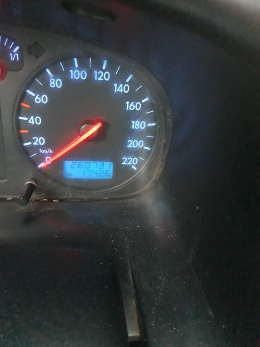 Vând volkswagen t4 2002