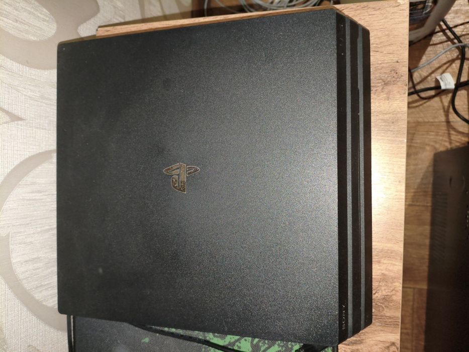 Плейстейшон 4 Про