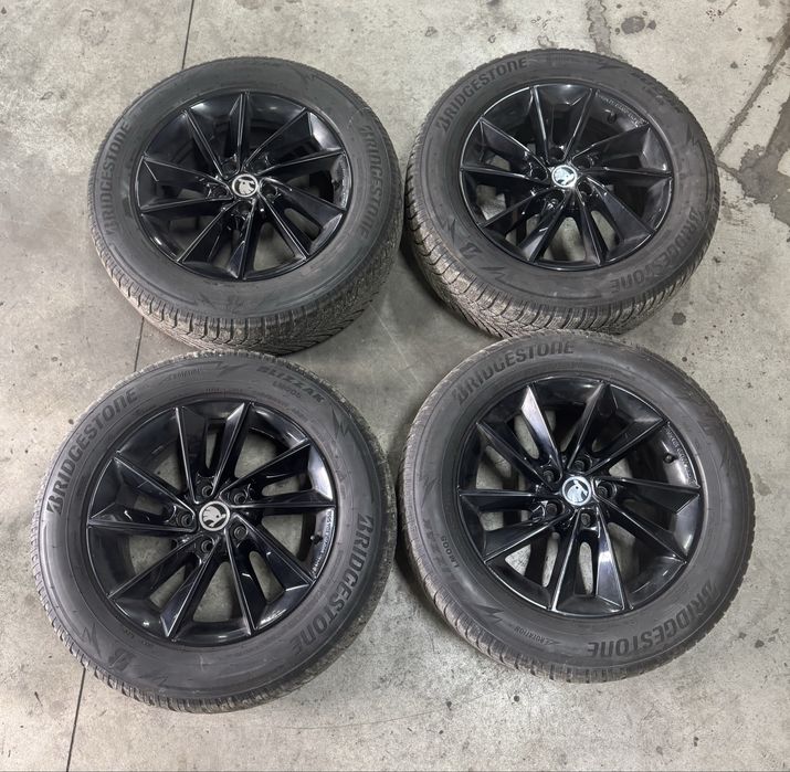 Jante Skoda 17” + anvelope de iarna Bridgestone