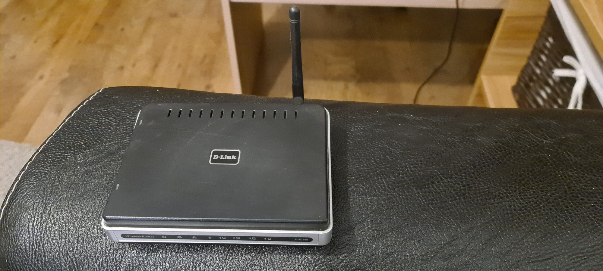 Рутер D-link DIR-300