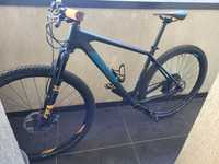 Bicicleta cube reaction c62 29 carbon, xtr, fox.