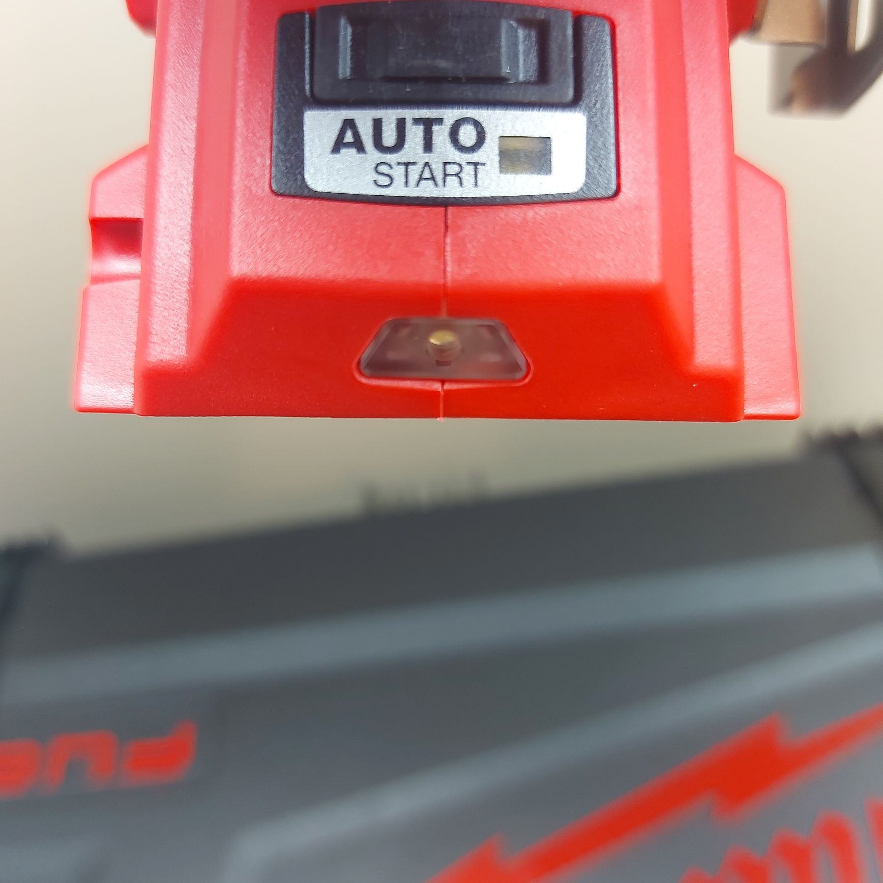 Акумулаторен винтоверт за гипсокартон Milwaukee FUEL M18 FSG-0X