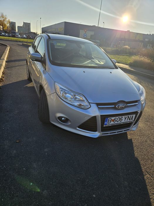 Ford Focus 1.6 Hatchback 2012
