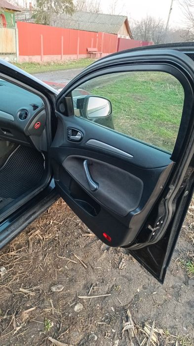 Se vinde Ford Mondeo