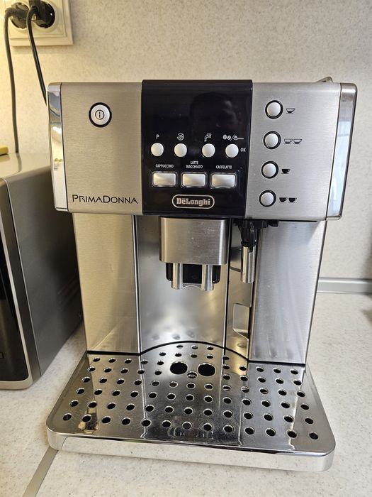 Кафе машина Делонги