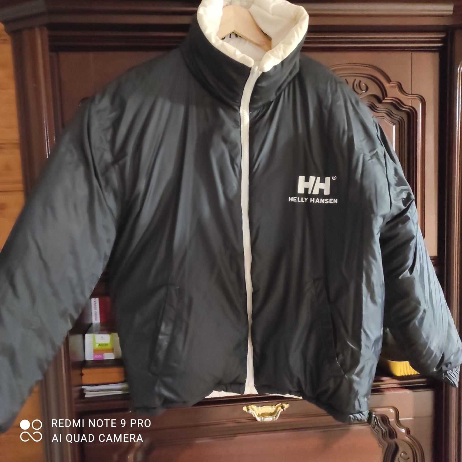Helly Hansen -пухено яке.