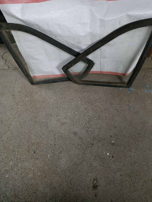 Продам запчасти на Москвич 2141