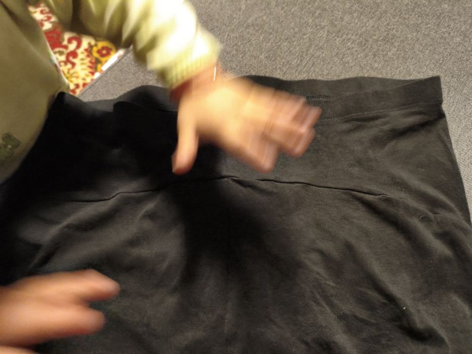 Черен къс клин за бременни Л