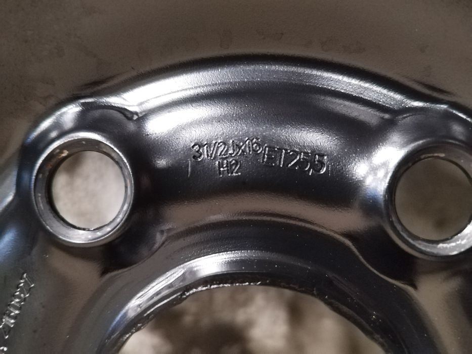 16" Шкода Фолксваген Ауди Сеат 5x112 Резервна Гума Патерица