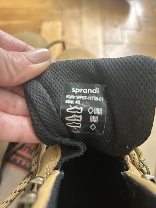 Зимни обувки Sprandi