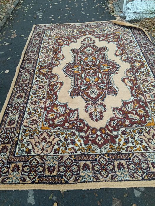 Продам ковёр 15000