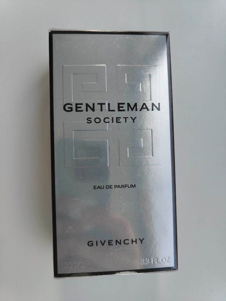 Givenchy gentleman society