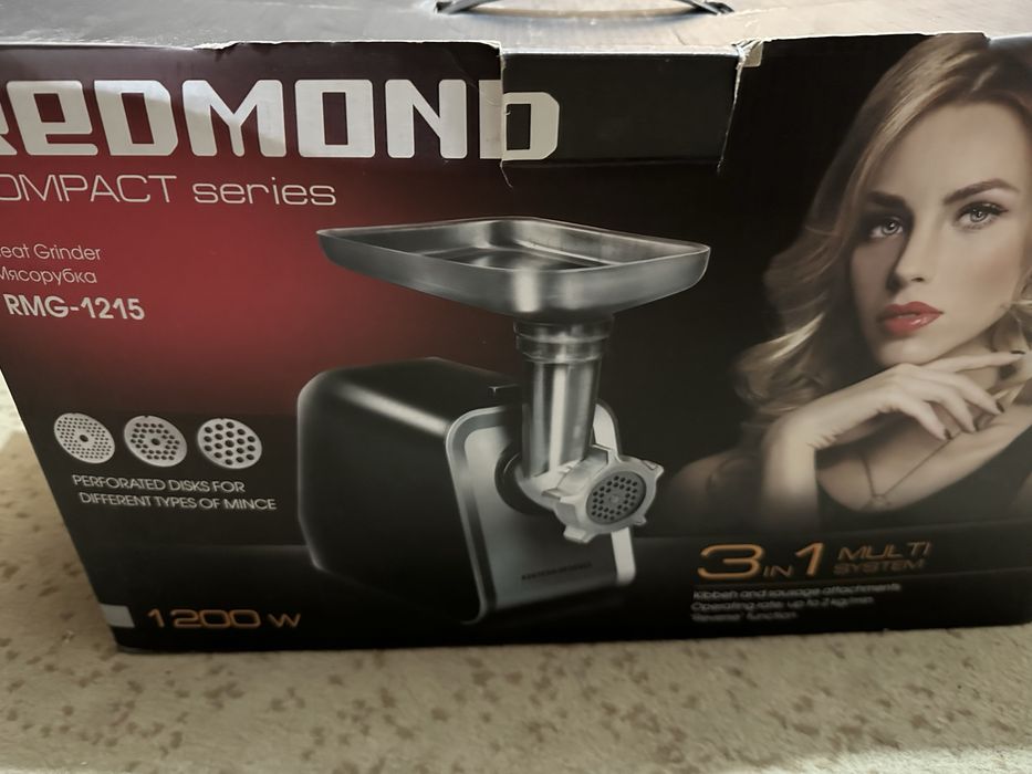 Мясорубка электрическая