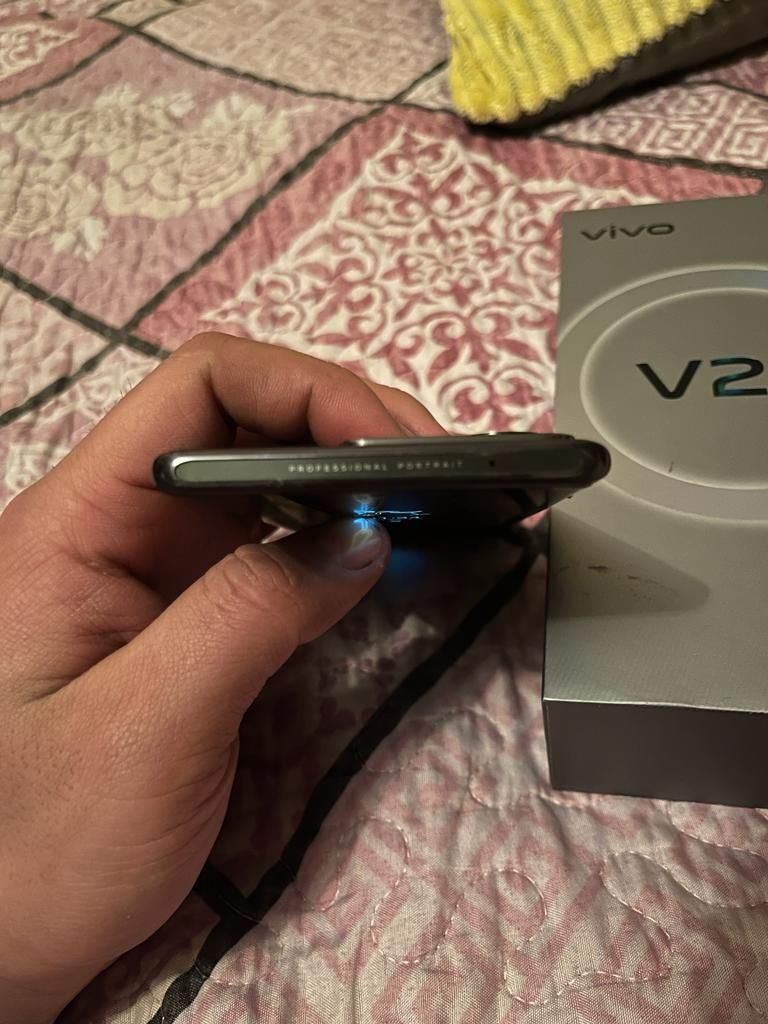 Vivi v29 GB256 сотка жаксы