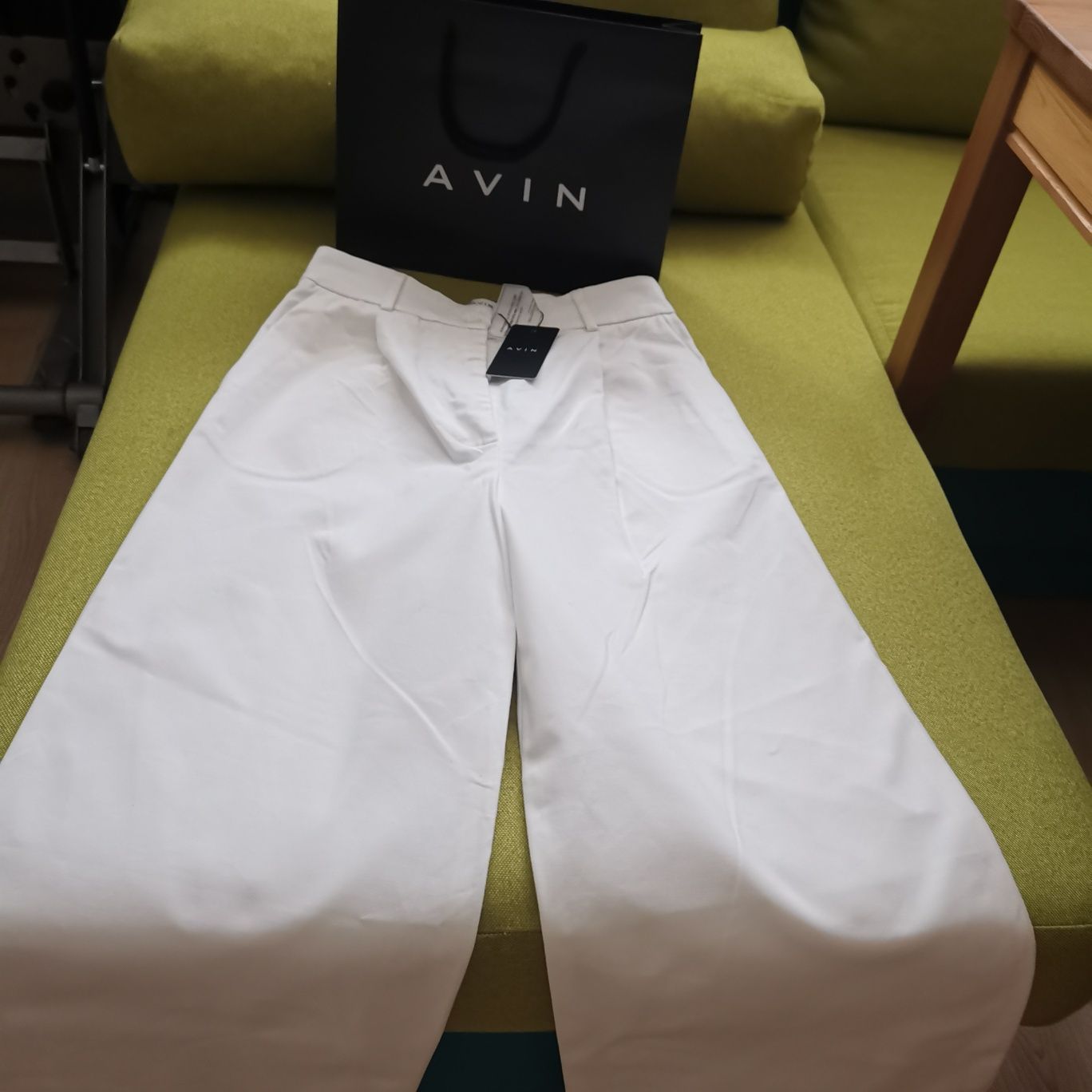 Дамски панталон Avin