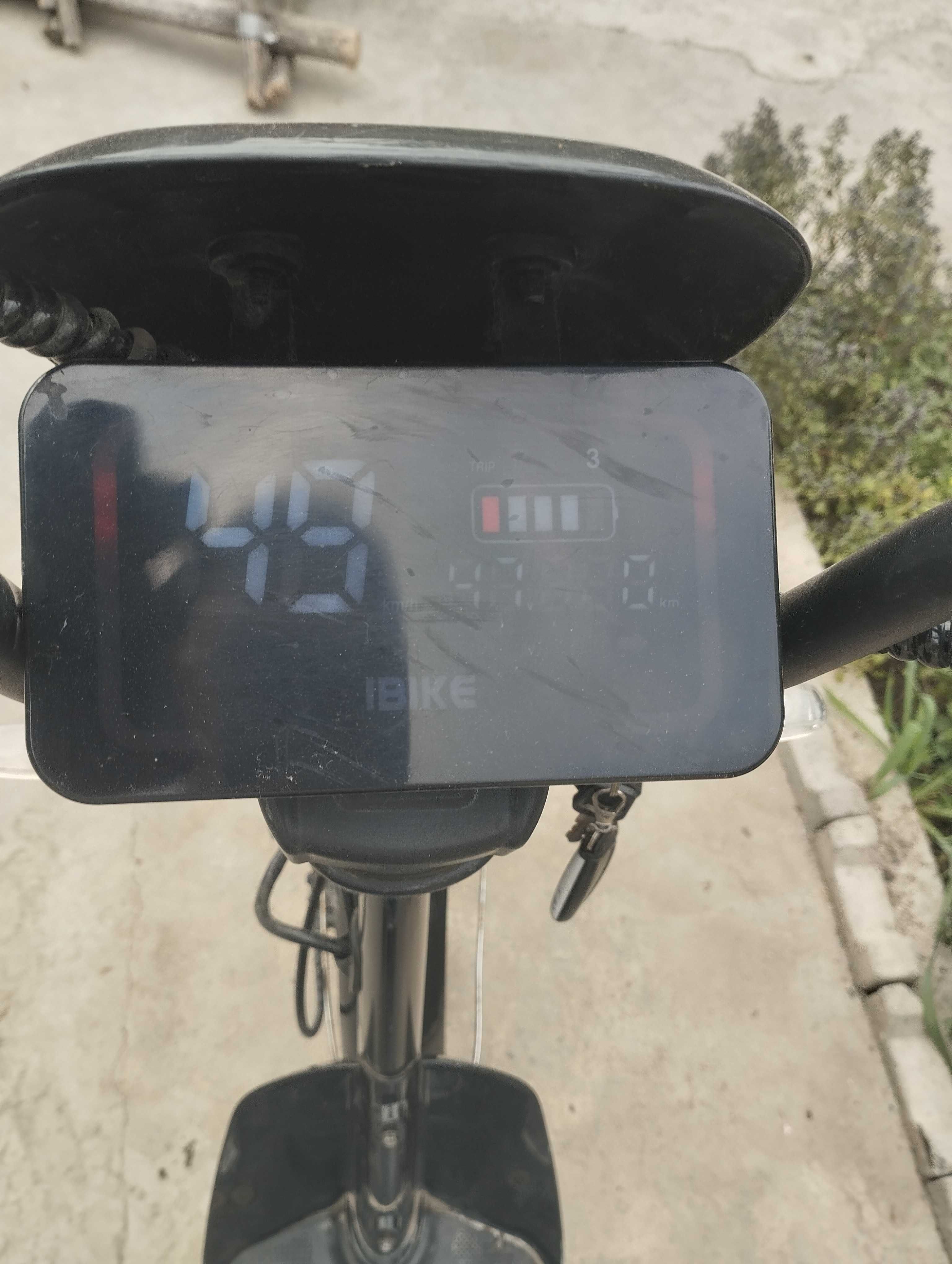 Velo skuter sotiladi