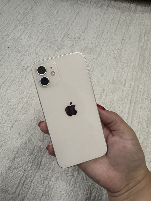 iphone 12 в хорошем состоянии