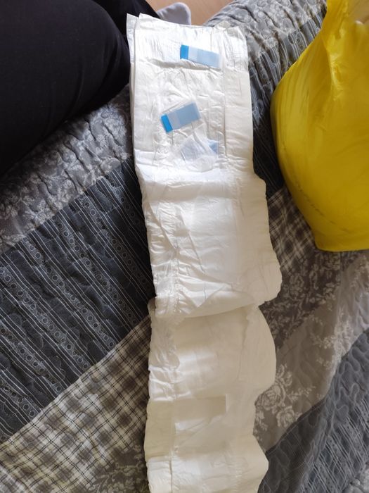 Vând scutece pt adulti