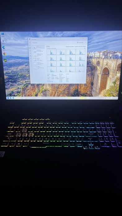 Laptop de gaming Asus ROG Strix G712LV 17.3”