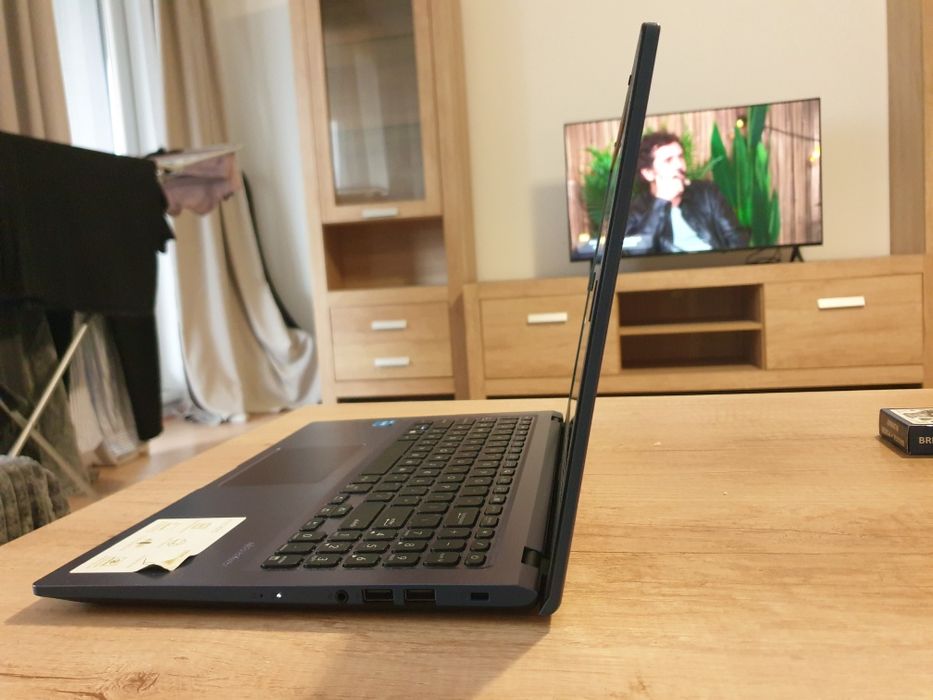 Laptop ASUS X515