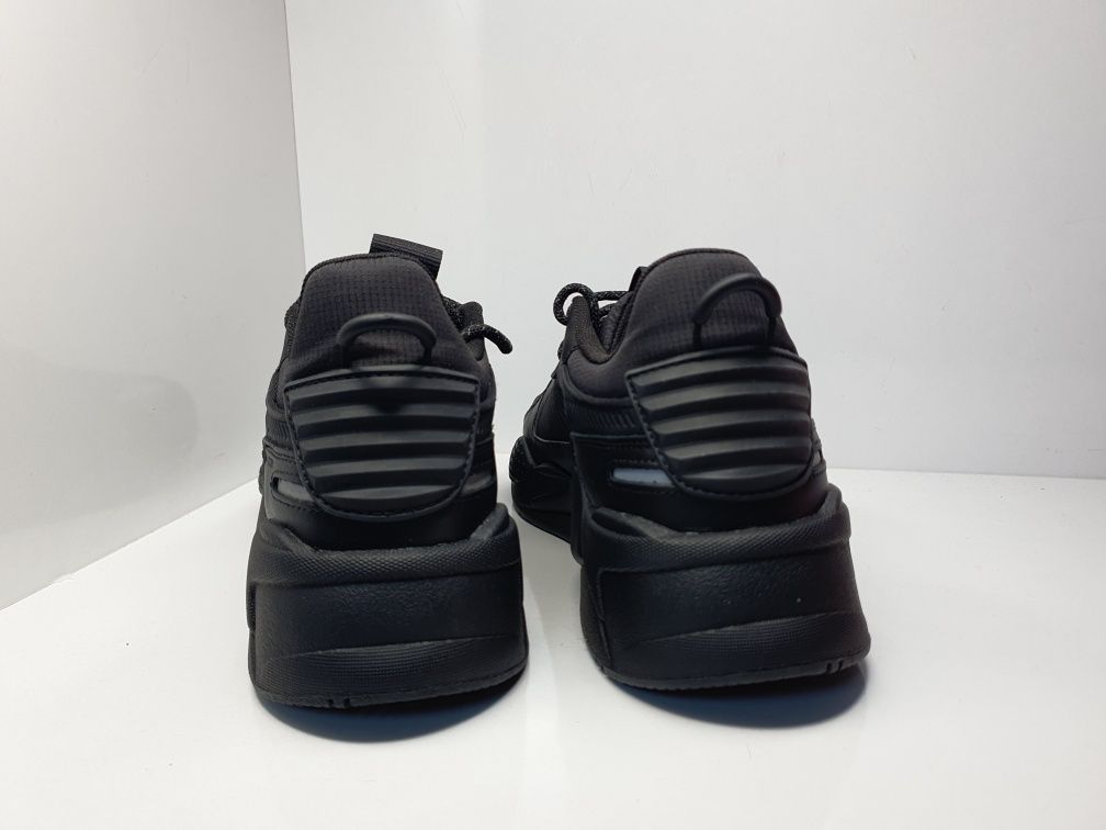 Маратонки Puma RX

Чисто нови с кутия.

Размер 42 стелка 27 см.

Цена