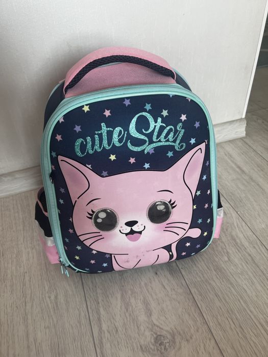 Продам рюгзак для девочки