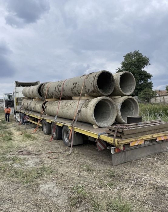 Vând tuburi din beton armat