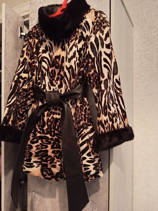 Продам куртку меховую