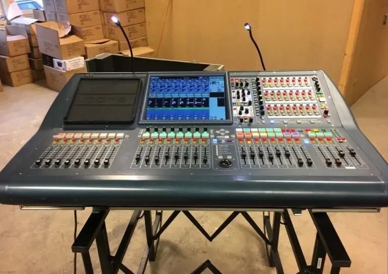 Микшерный пульт Midas  pro2