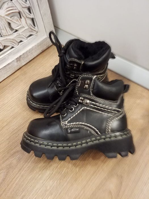 Ghete îmblănite marime 26. Impecabile.