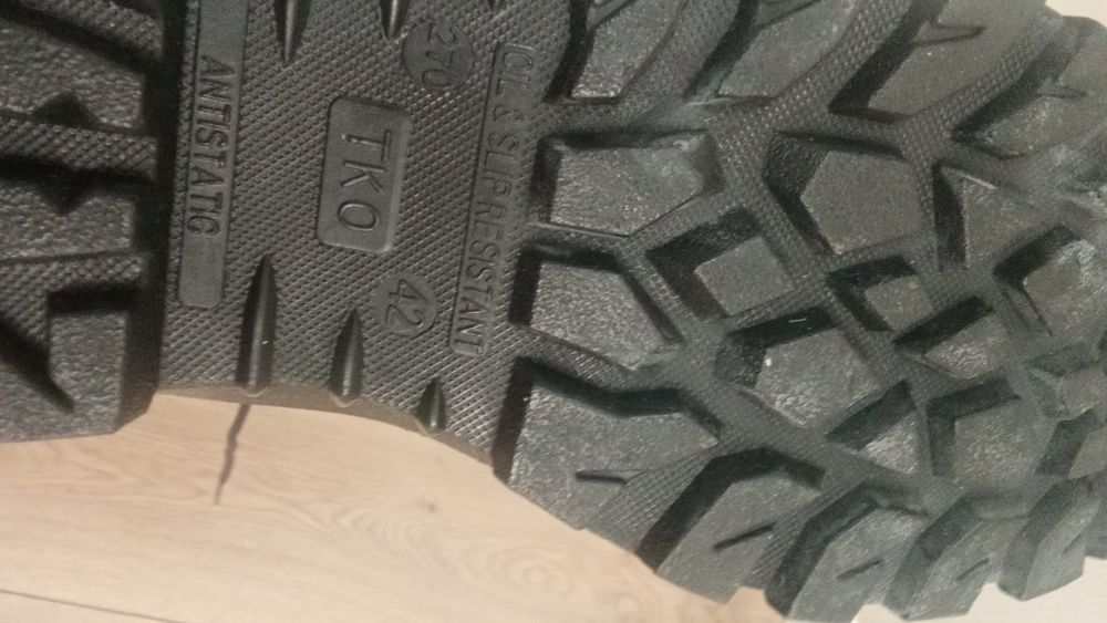 Берцы зима 42 размер