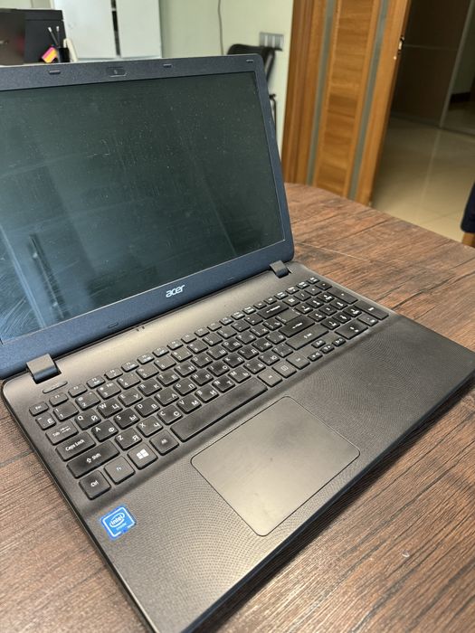 Ноутбук        Acer