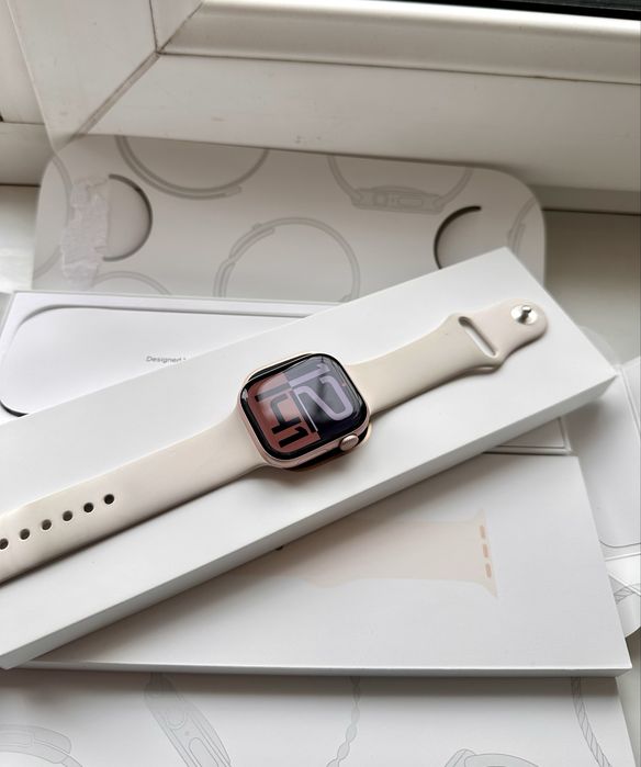 Apple iWatch 10 Gold 42mm 100%