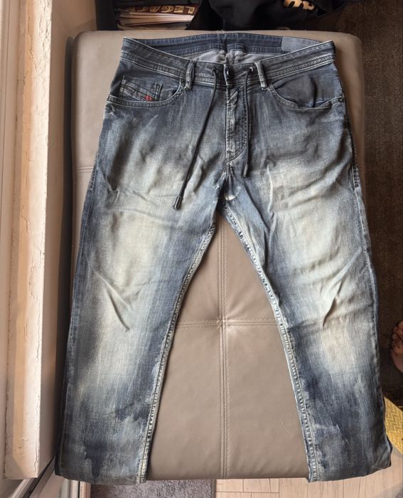 Diesel 2040 D-AMAGE JoggJeans