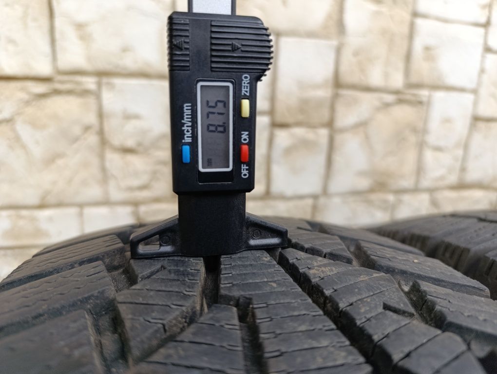 Гуми Nokian 225/75/16/C