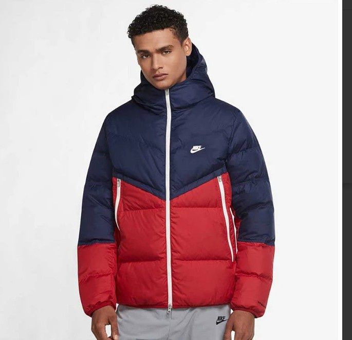 Оригинално яке Nike размер М