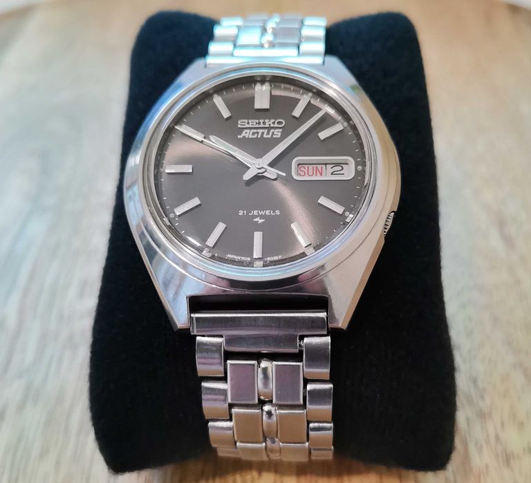Часовник Seiko Actus Автоматик 21 Jewels 1976 година