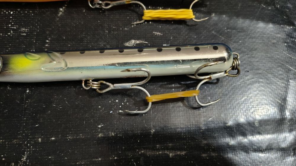 Воблер Hydra 210