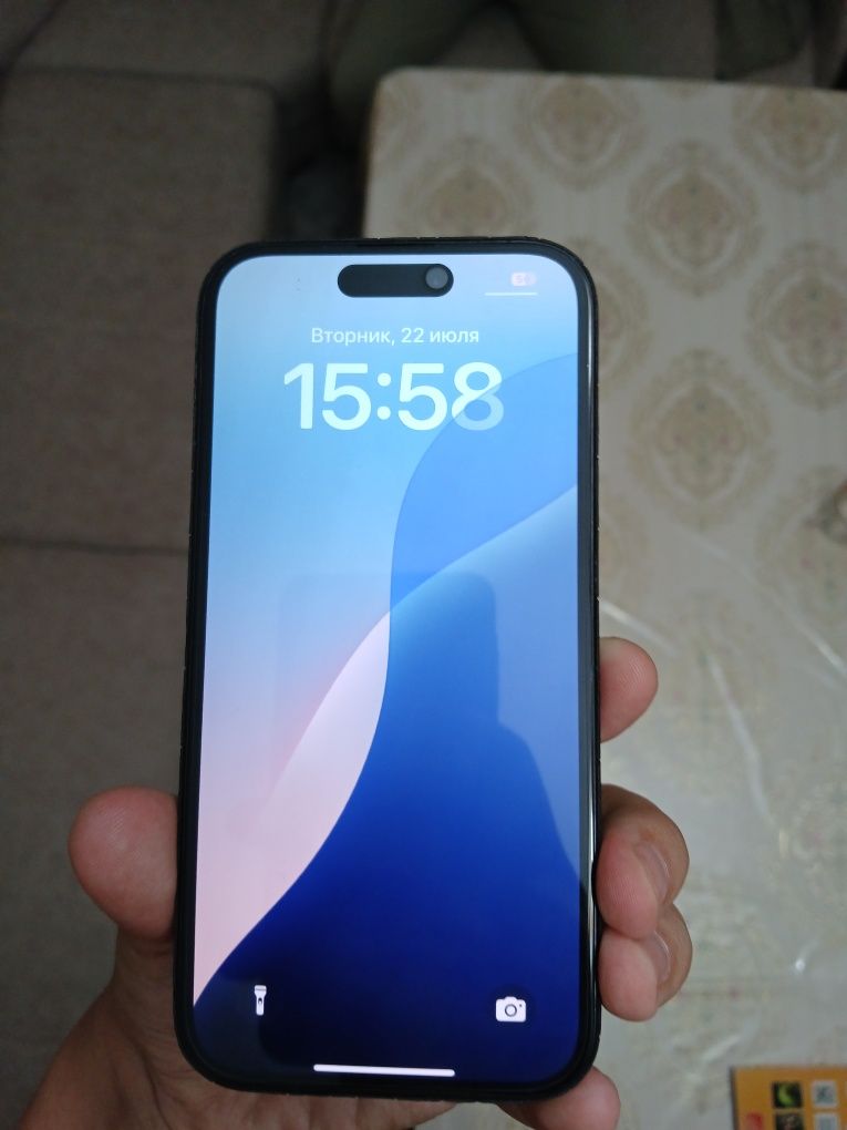 Apple 15 Pro 256