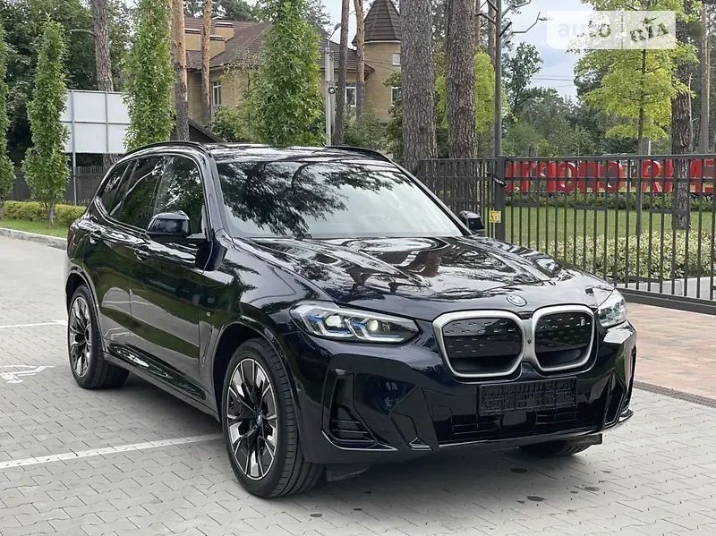 BMW I3 2023 без пробега