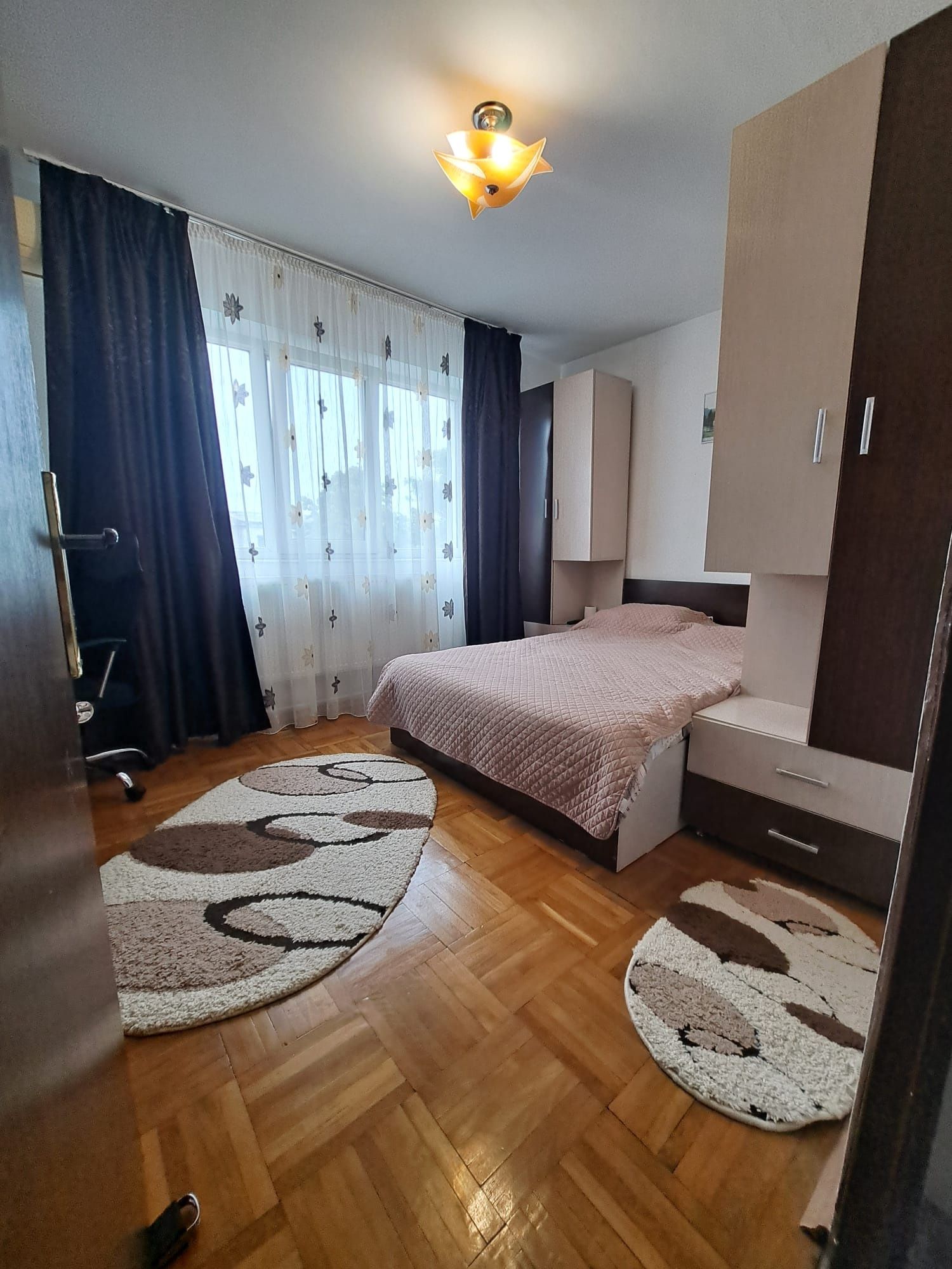 Apartament 3 camere,cf 1, Micro 14
