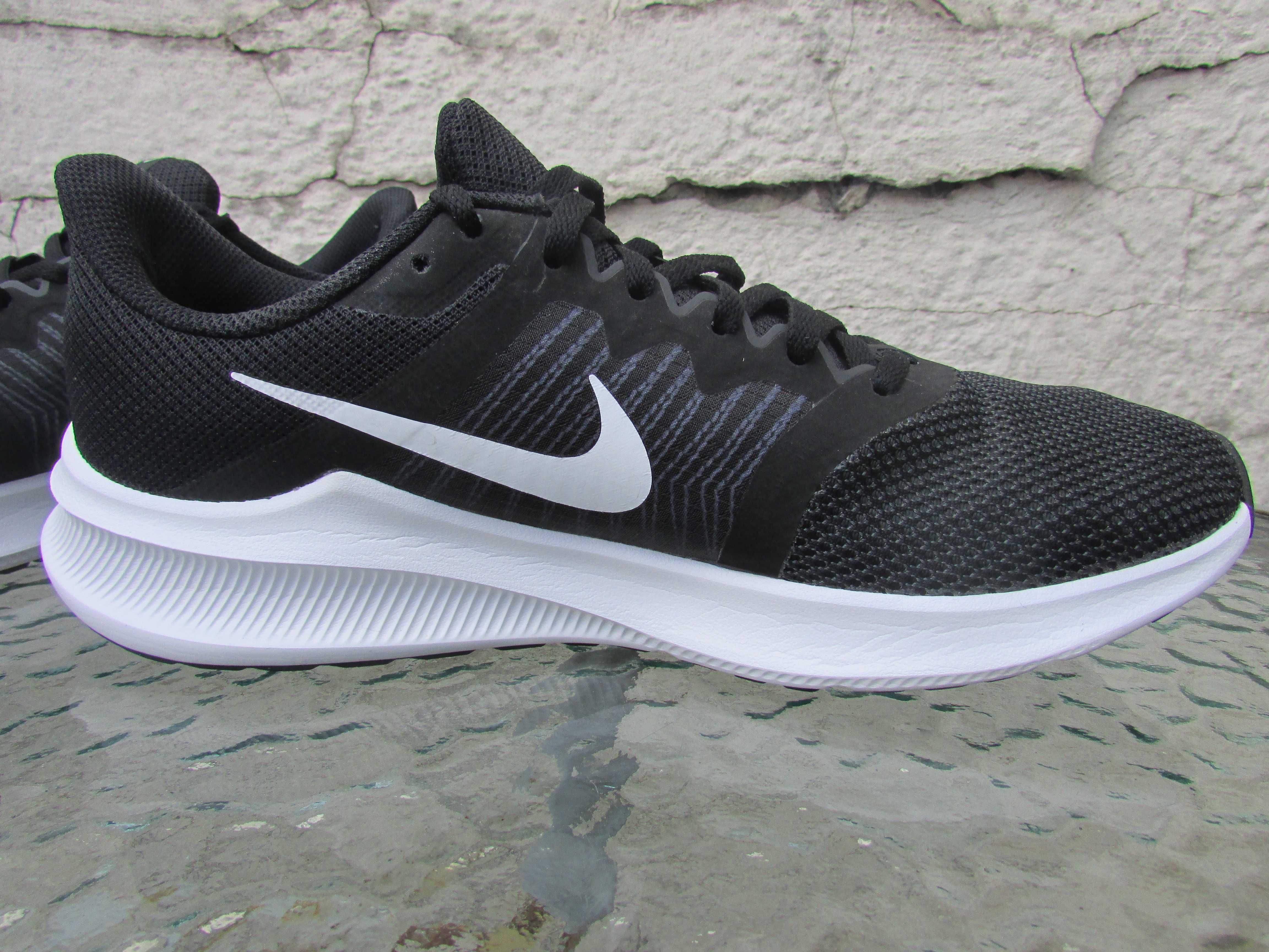 Дамски маратонки Nike Downshifter 11