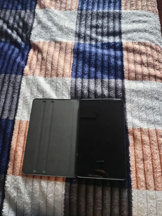 Продам новый , не использованный планшет Самсунг таб 9.