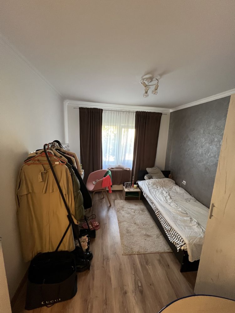 Apartament cu 3 dormitoare, cartier Zorilor