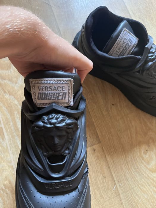Versace odissea negri