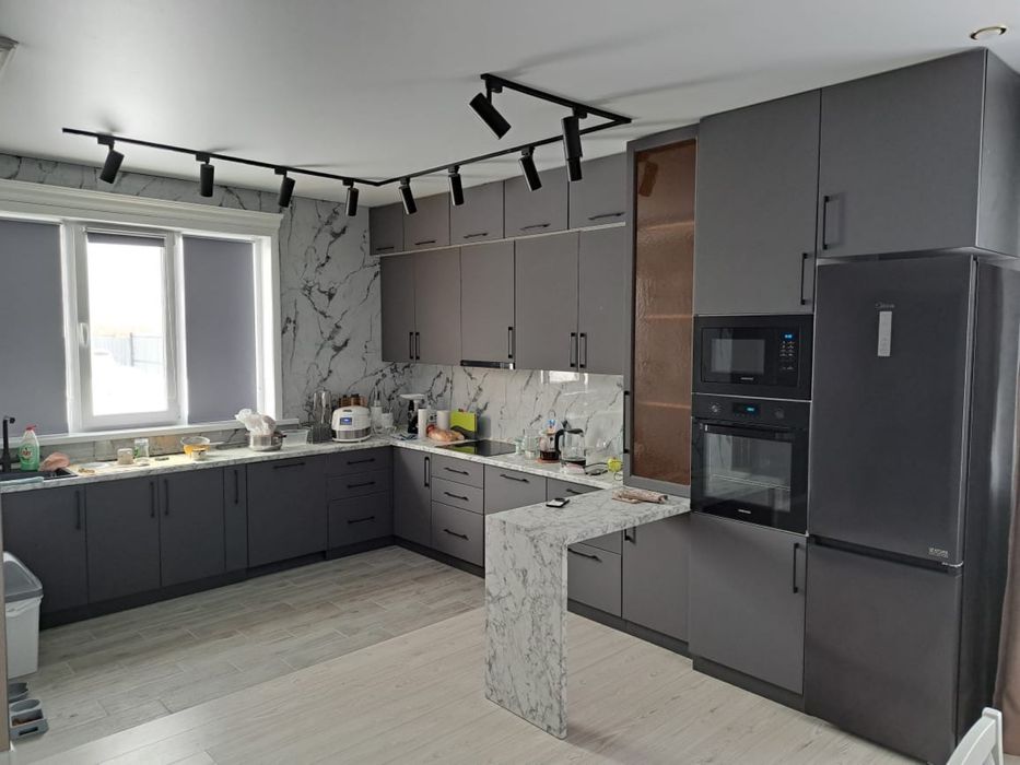 Корпусная мебель на заказ,кухни,шкафы,столы