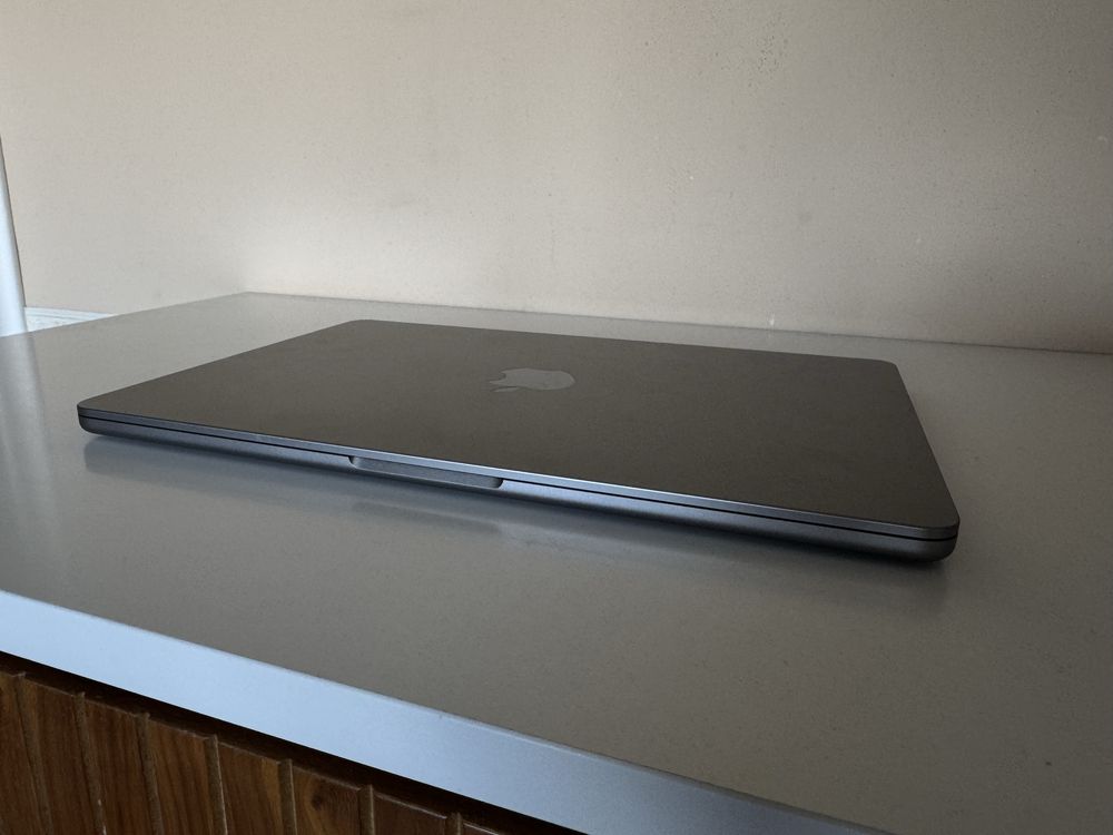 Лаптоп Macbook Air 13” 512GB 100% 2022