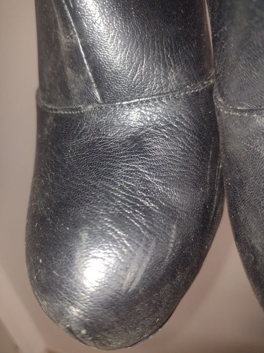 Боти с висок ток