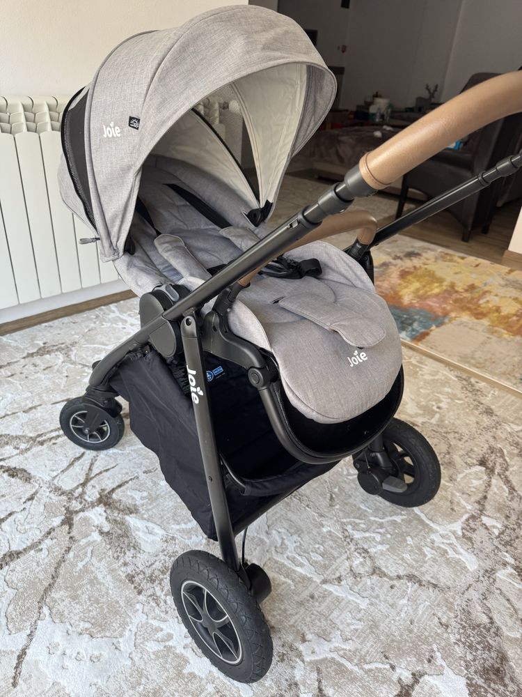 Carucior Joie Versatrax