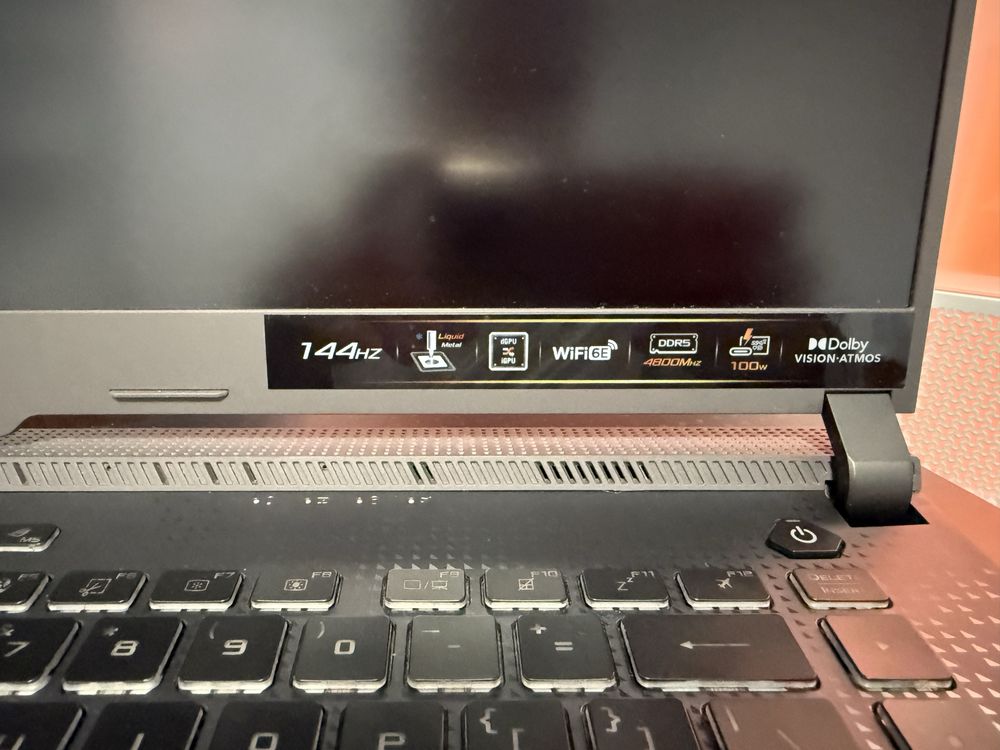 Vand/Schimb Laptop Gaming Strix R7 6800H 16GB DDR5 RTX 3050 M2 1TB